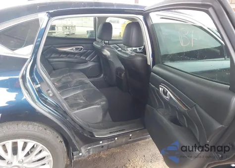 2015 Infiniti Q70L 3.7 z USA, uszkodzony, nr VIN JN1BY1PP2FM601506